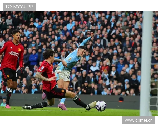 曼联伪复兴暴露深层问题，赛季走势面临严峻考验