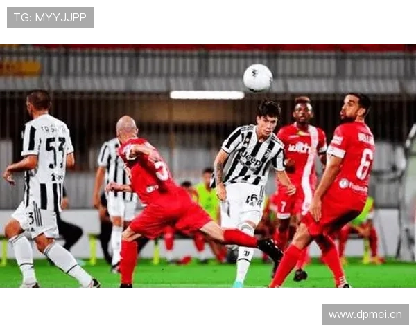 尤文图斯强强对话中节奏波动明显,阶段性表现受限影响球队竞争力 尤文图斯强强对话中节奏波动明显,阶段性表现受限影响球队竞争力